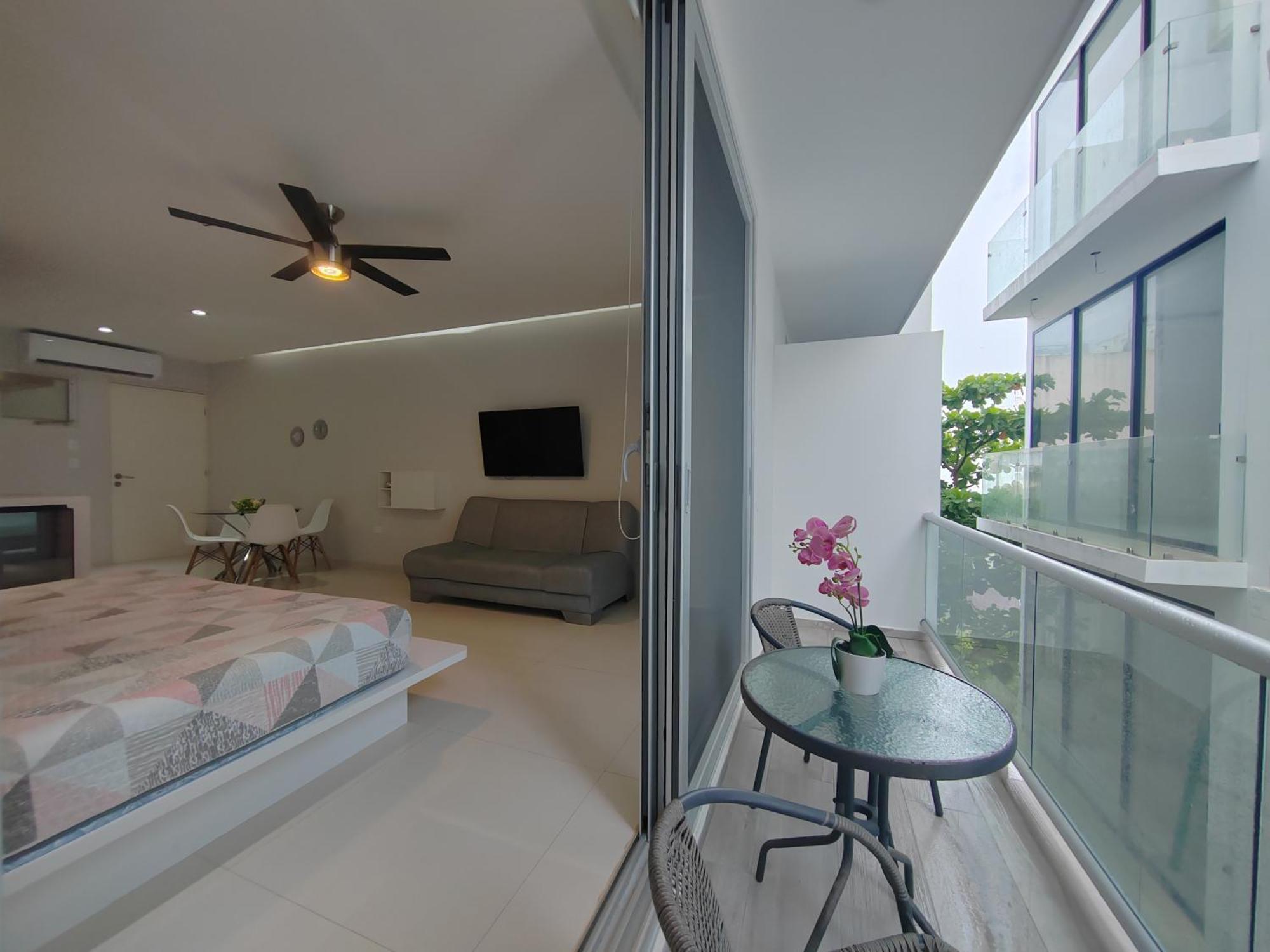 Centrally Located Apartments Steps Away From 5Th Avenue And The Beach! By.Yeah Playa del Carmen Exterior foto